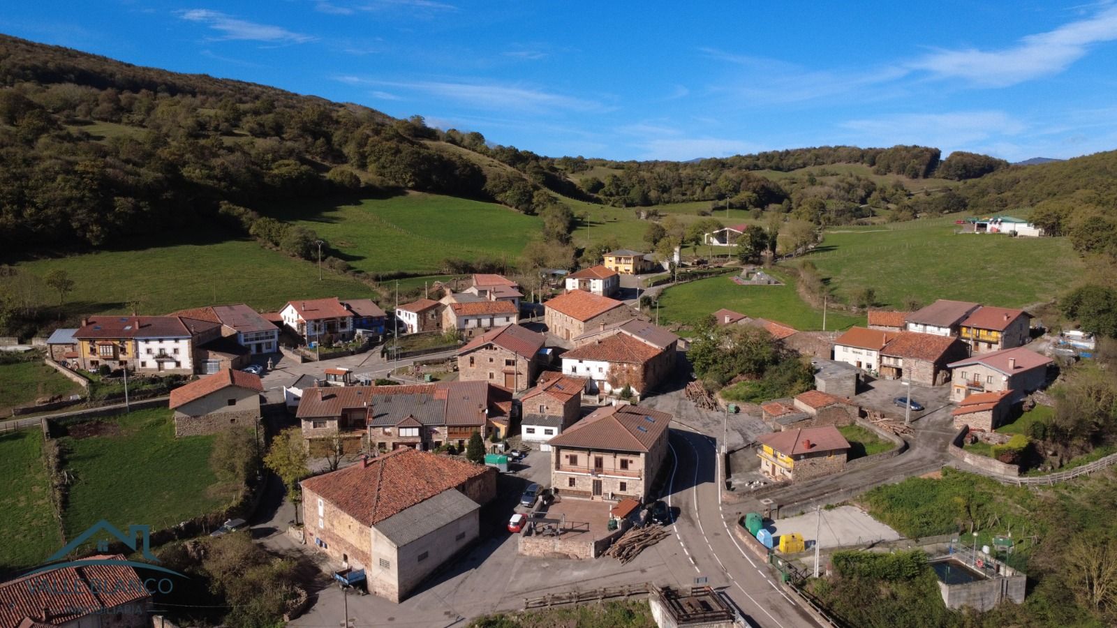 Casa en venta - Santa María de Aguayo 