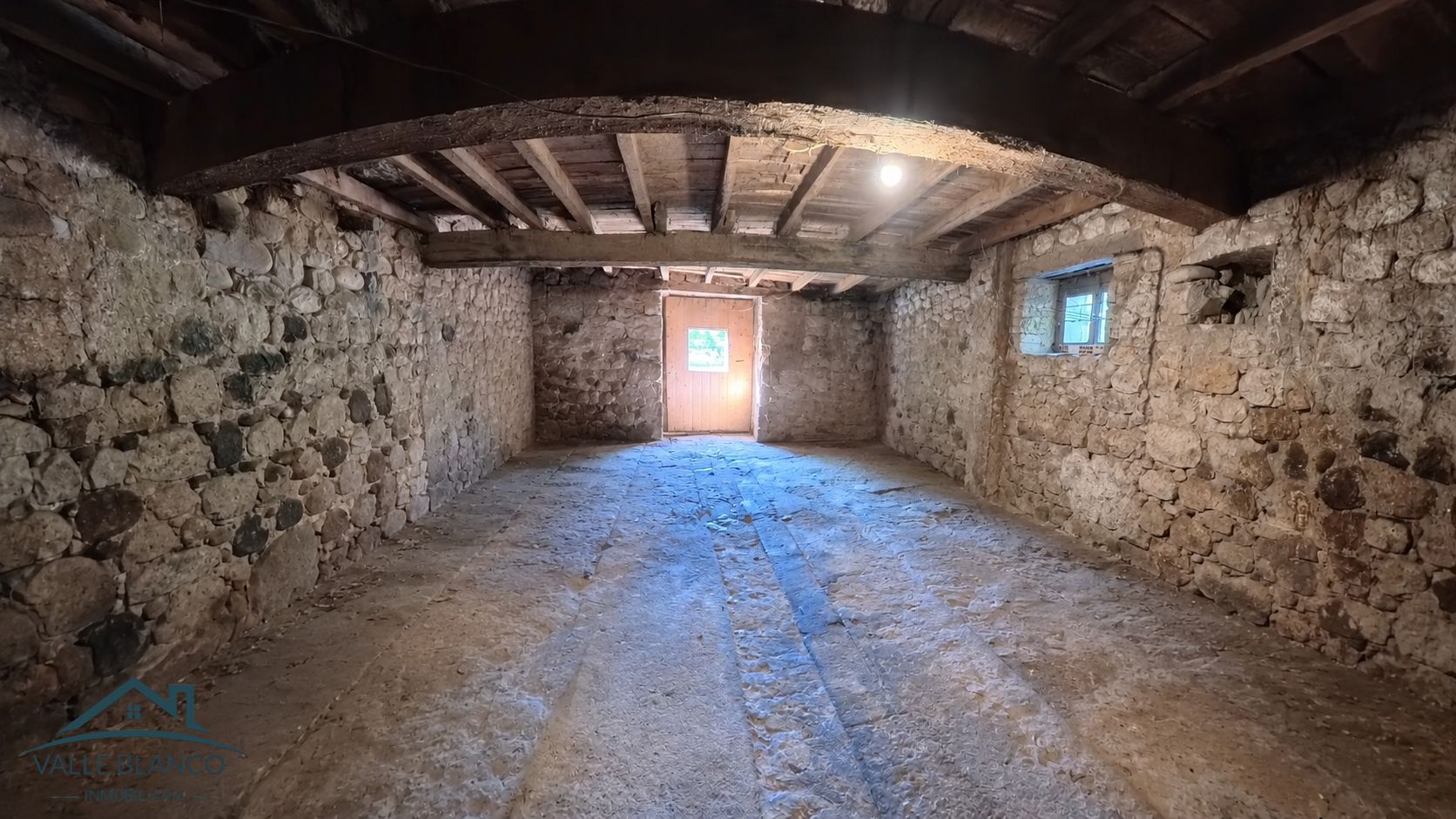 Casa en venta - Corvera de Toranzo 