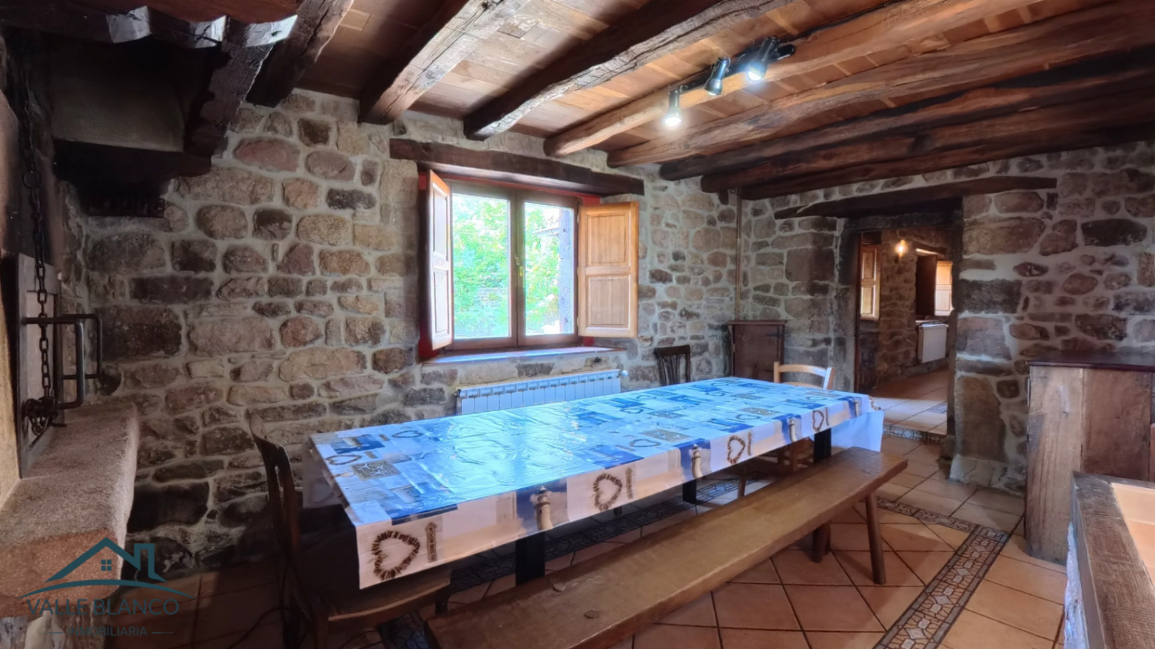 Casa en venta - Valberzoso