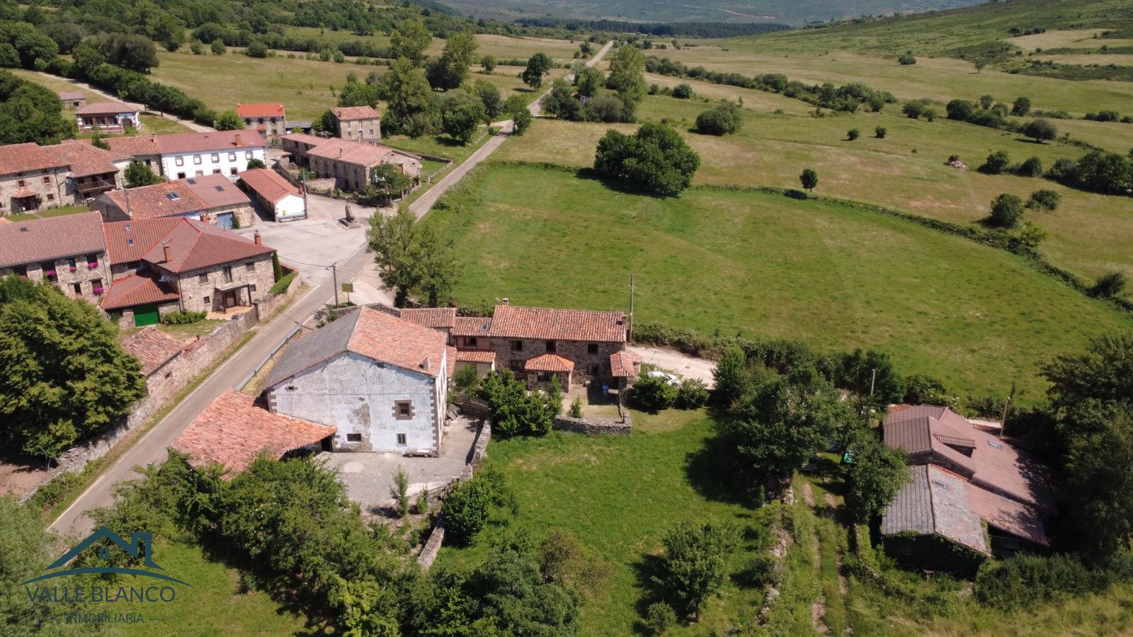 Casa en venta - Valberzoso
