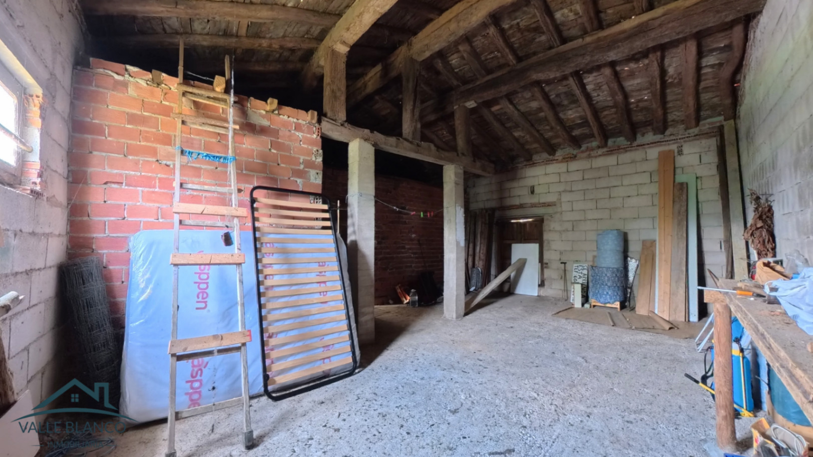 Casa en venta - Corvera de Toranzo