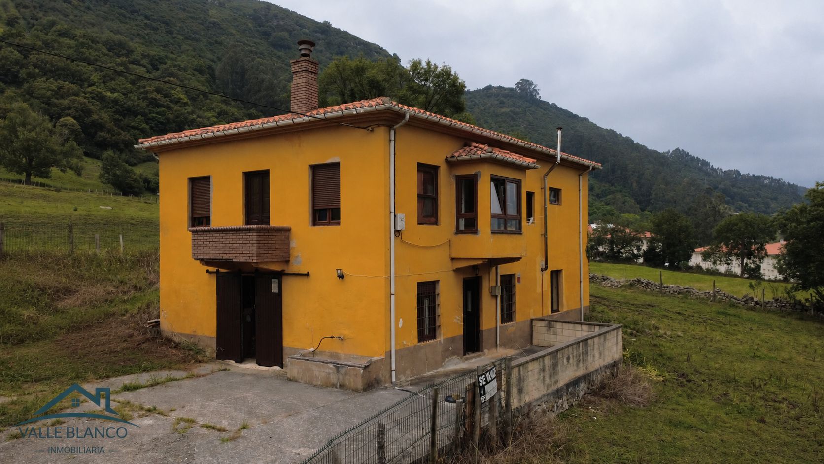 Casa en venta - Corvera de Toranzo