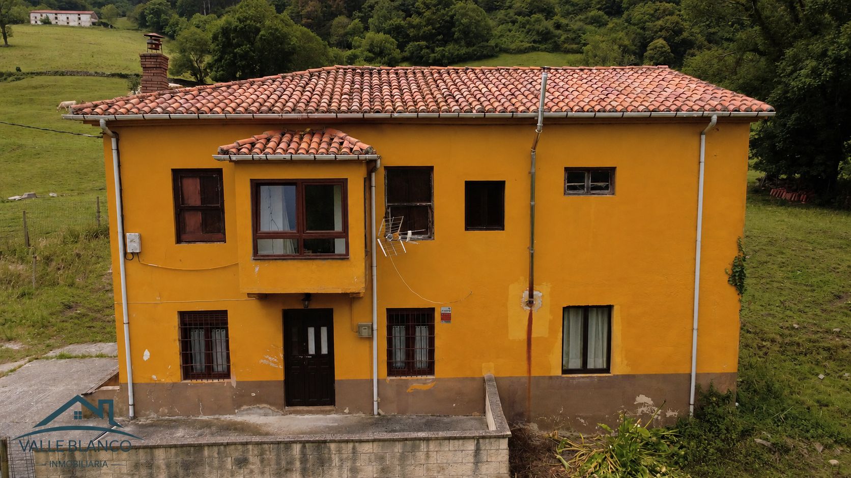 Casa en venta - Corvera de Toranzo
